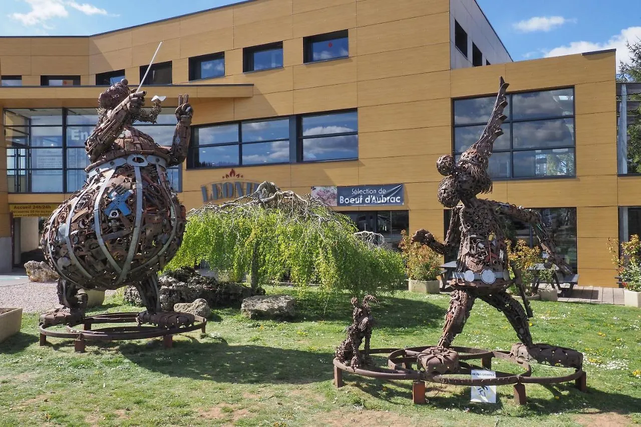 The Originals Access, Hotel Millau Sud LʼHospitalet-du-Larzac 2*,